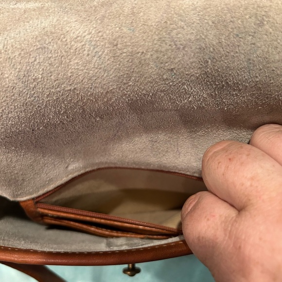 Dooney And Bourke White And Brown Crossbody Bag EUVC - Picture 9 of 16